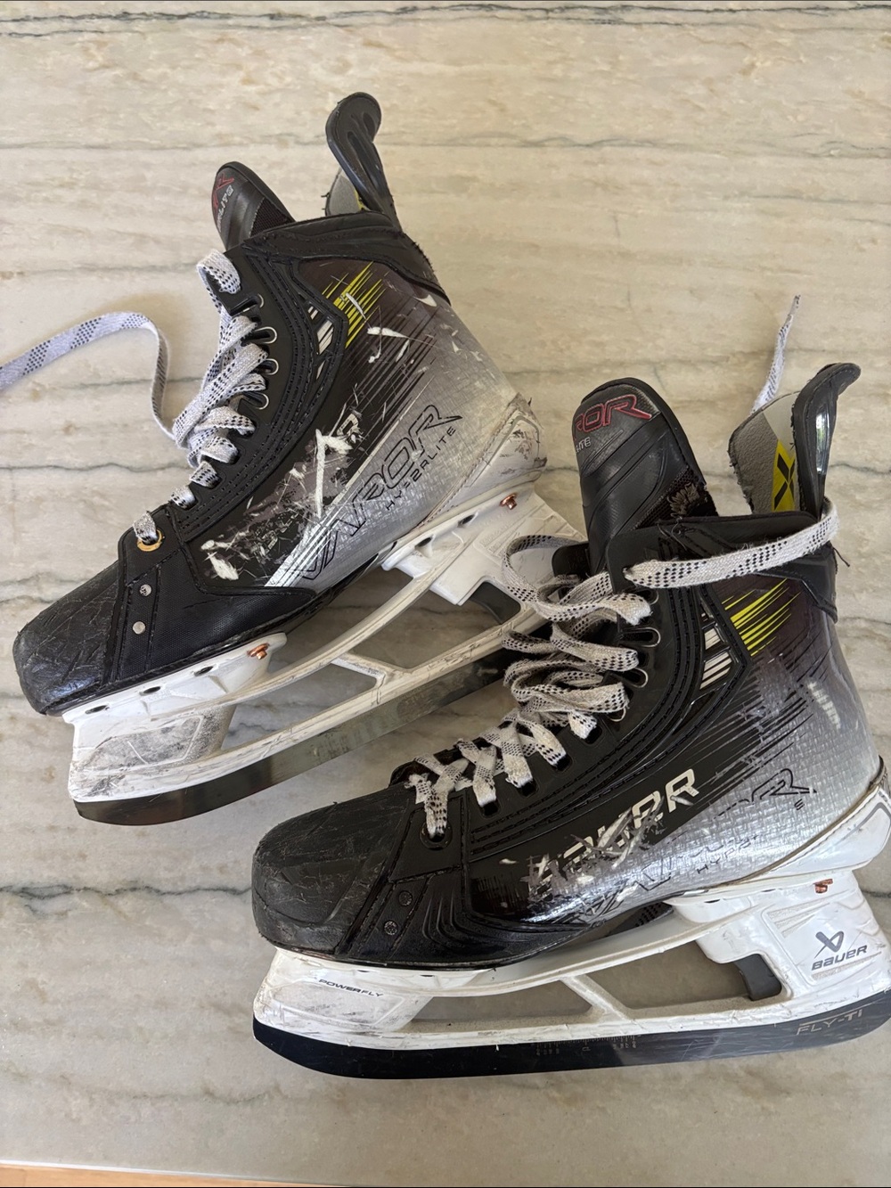 Bauer Vapor Hyperlite 2 Ice Hockey Skates